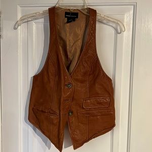 Moda International Leather Vest in Caramel Size Small